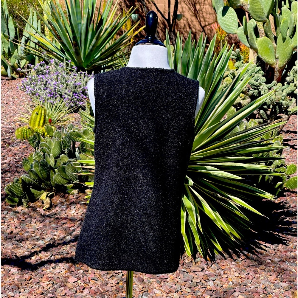 DIALOGUE TOP - Picture 2 of 3